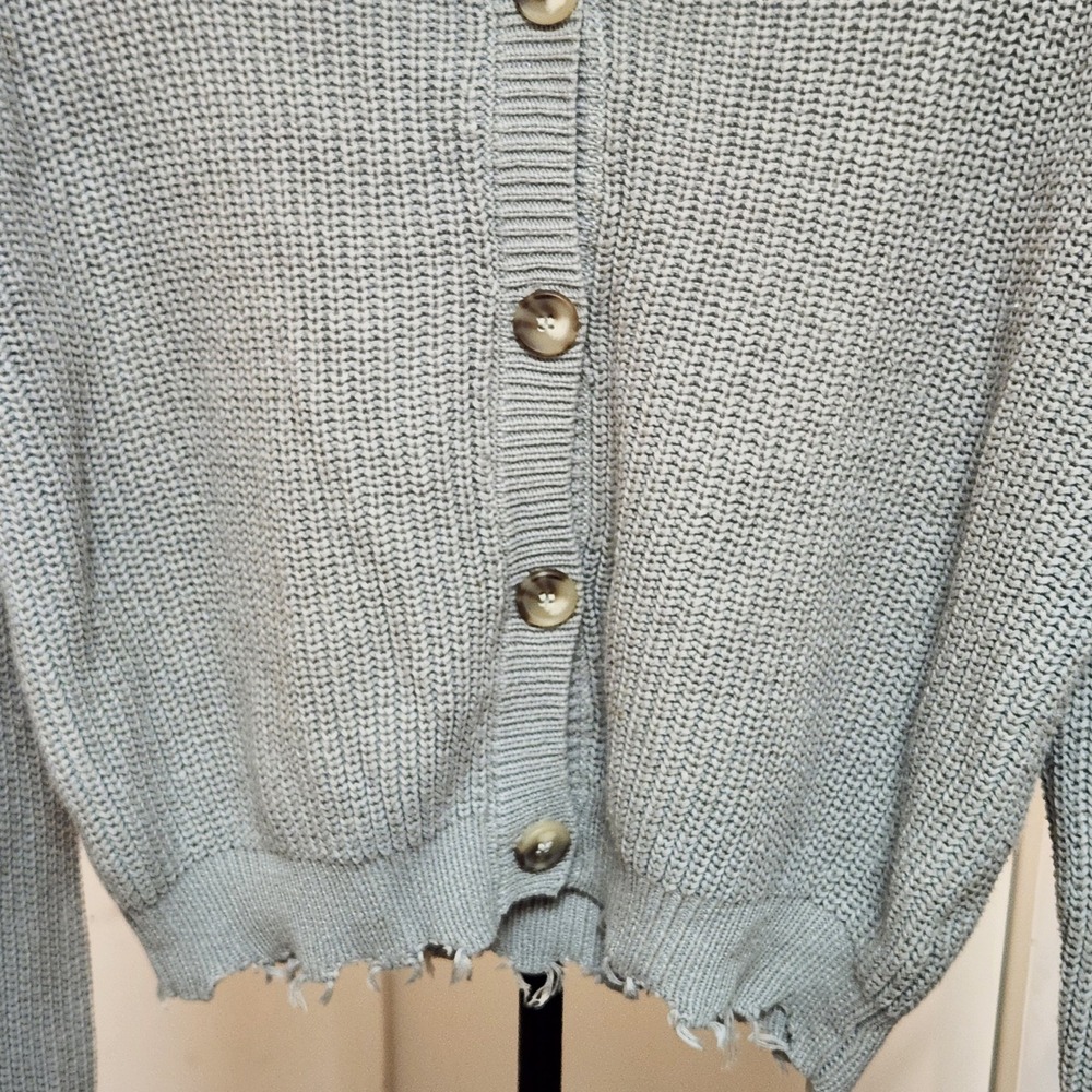 Moon & Madison Grey Distressed Cotton Knit Cardigan Sweater Womens Large - Picture 2 of 9